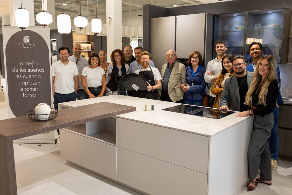 De la receta al diseño: Daniel del Toro protagoniza un showcooking exclusivo en Forma Cerámicas 1 De la receta al diseño: Daniel del Toro protagoniza un showcooking exclusivo en Forma Cerámicas