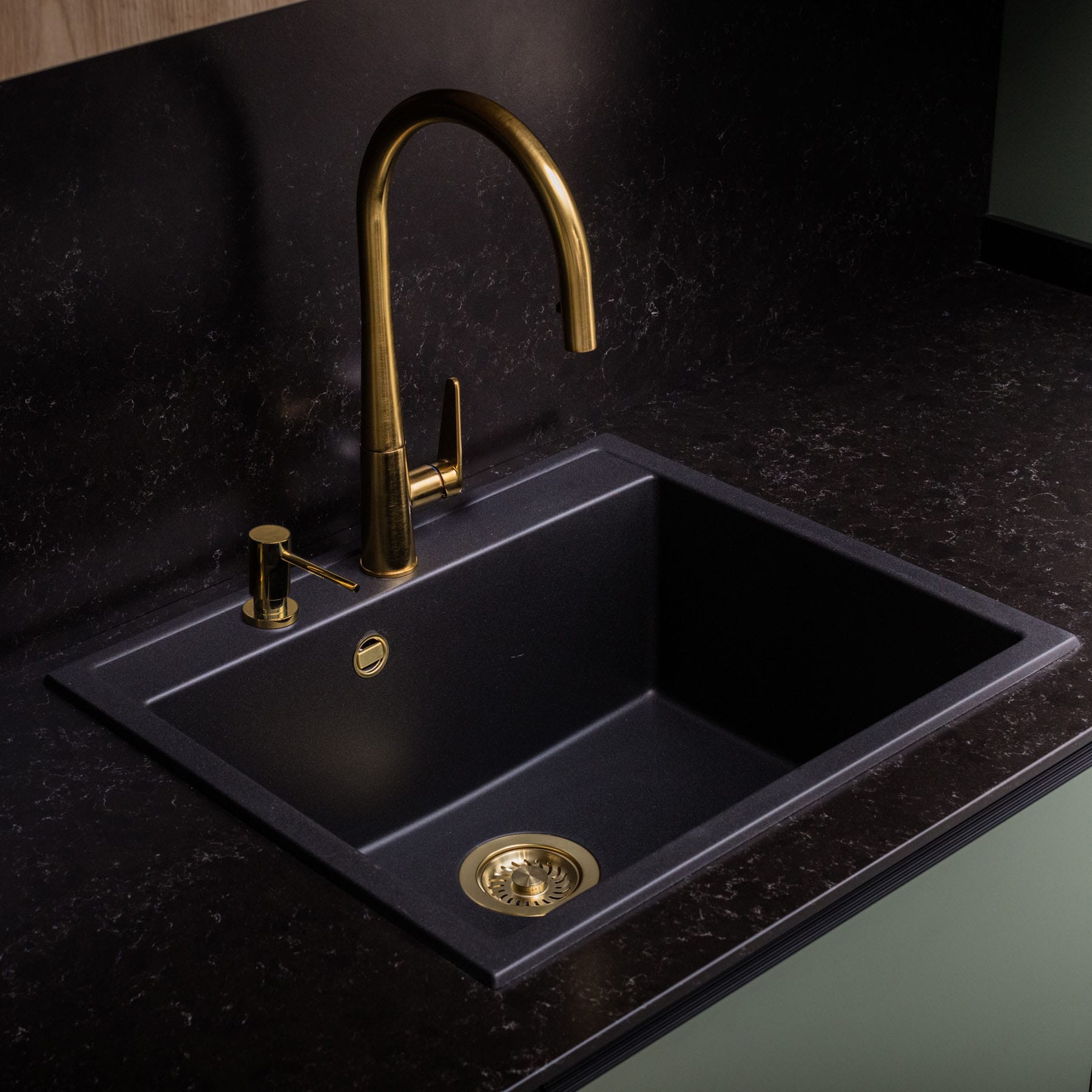 GRANITE GRANITE